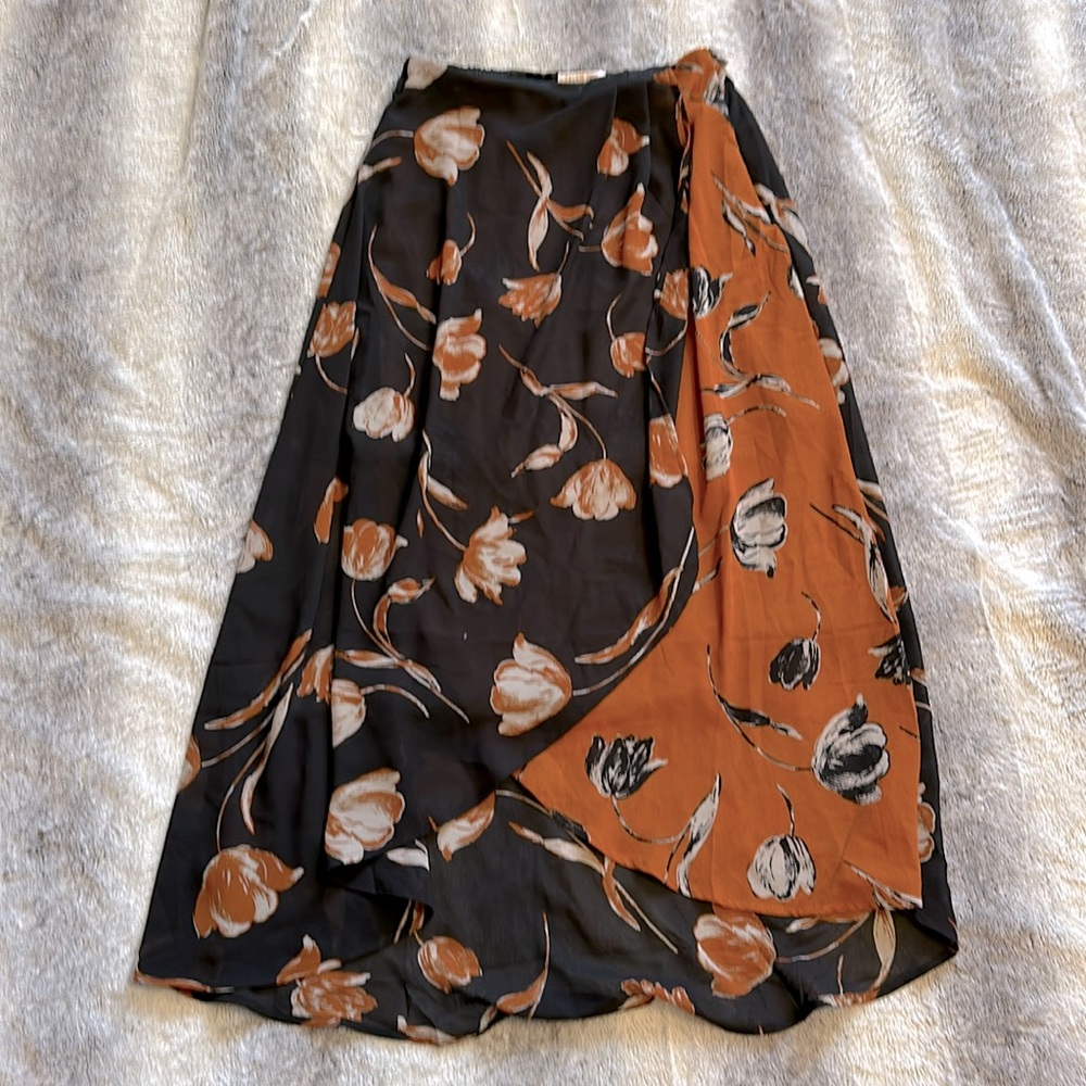 Sienna Sky Tulip Skirt contrast Xsmall